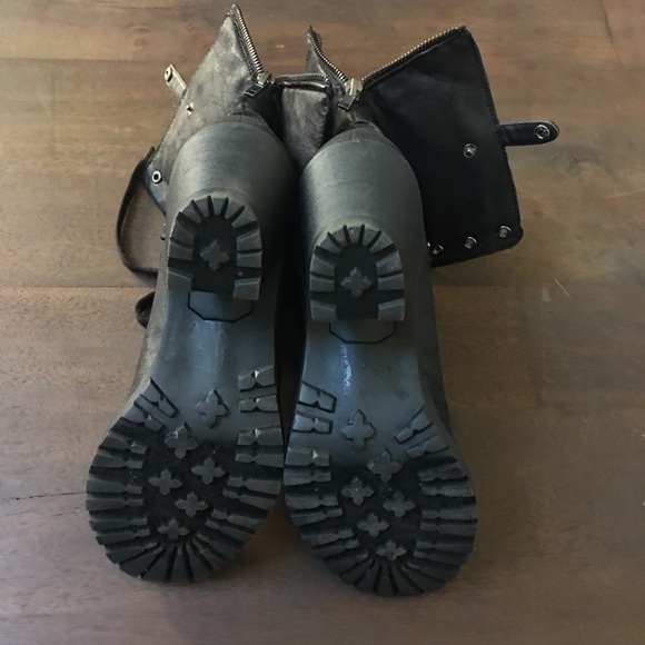 Black Heeled Boots - Picture 7 of 12